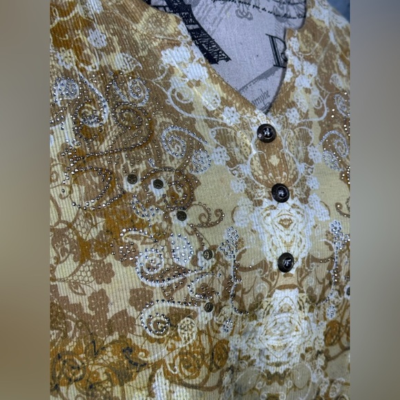 Christopher&Banks Yellow and Black Thermal Floral Rhinestone Button-Front Top XL - Picture 3 of 10